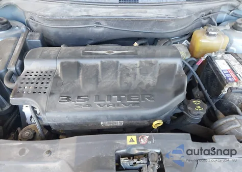 2005 Chrysler Pacifica Touring from USA, damaged, VIN 2C8GF68485R380160